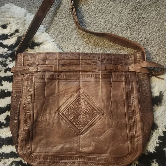 Handmade, MOROCCAN Brown Embossed Leather Shoulder Bag display picture 1